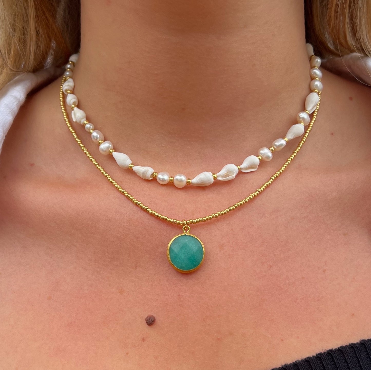 Shelly Necklace - Gold