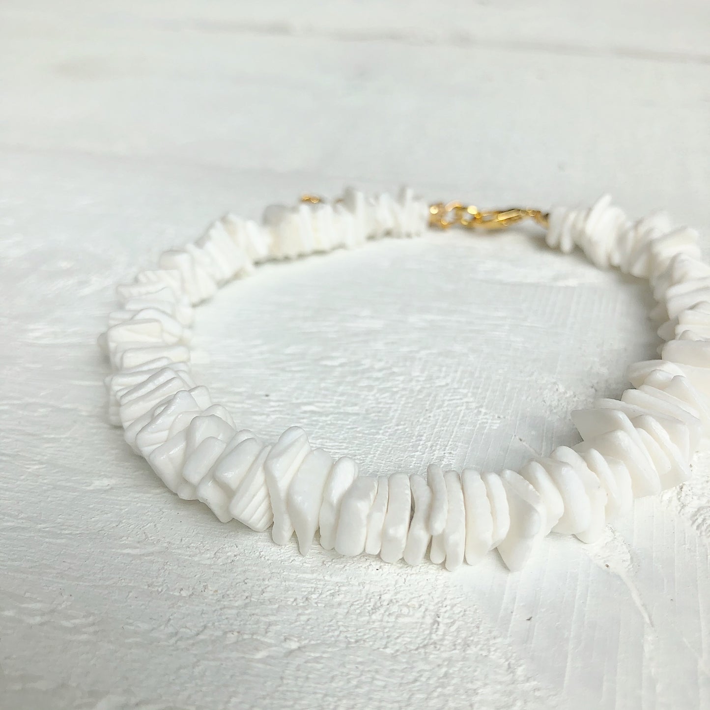 White Shell Chip Anklet