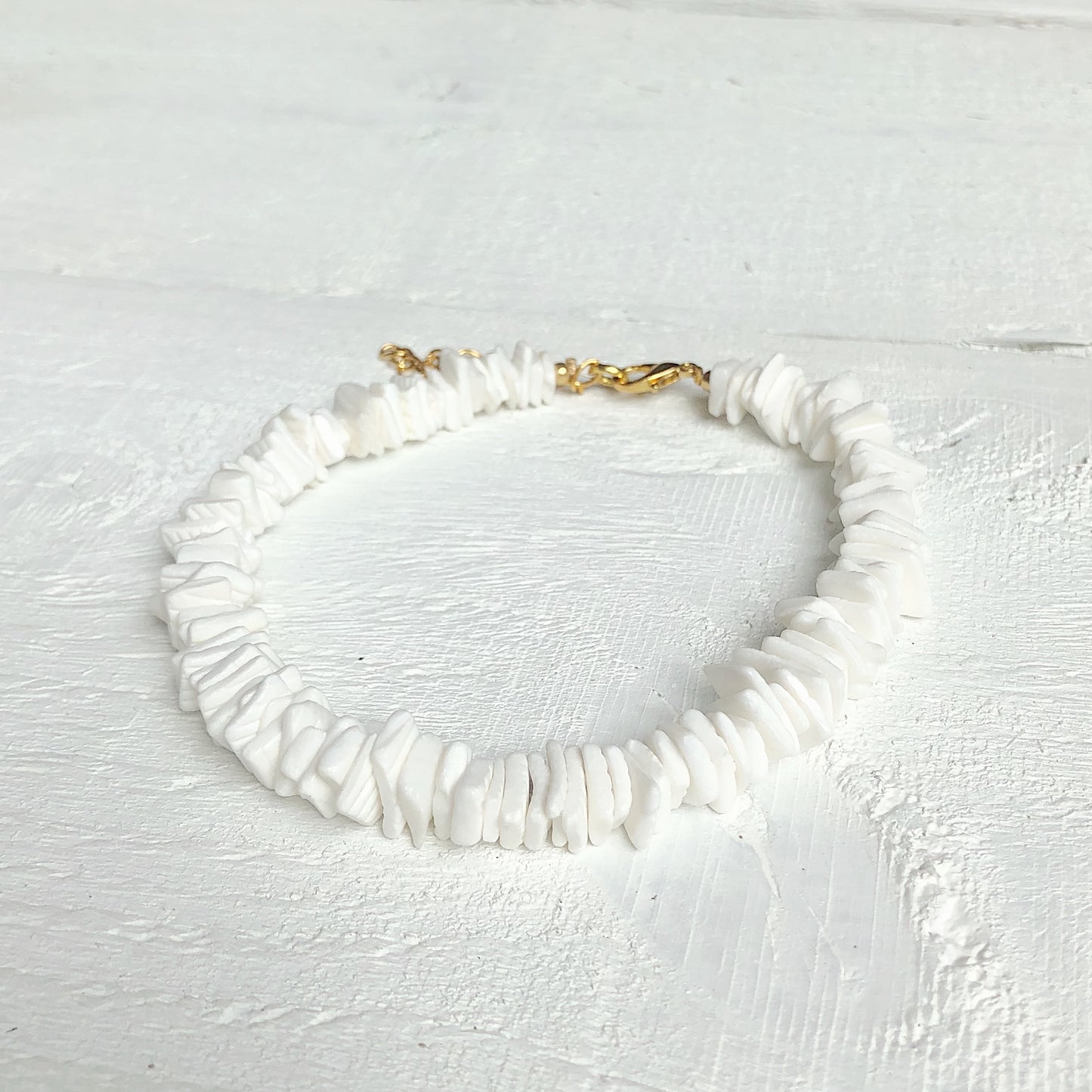 White Shell Chip Anklet